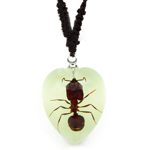 ant glow in the dark necklace