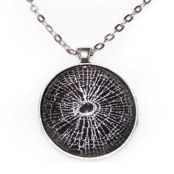 Round web necklace